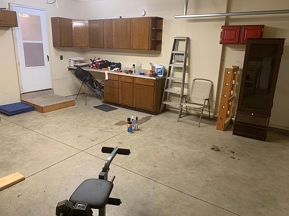 Two car garage - right side