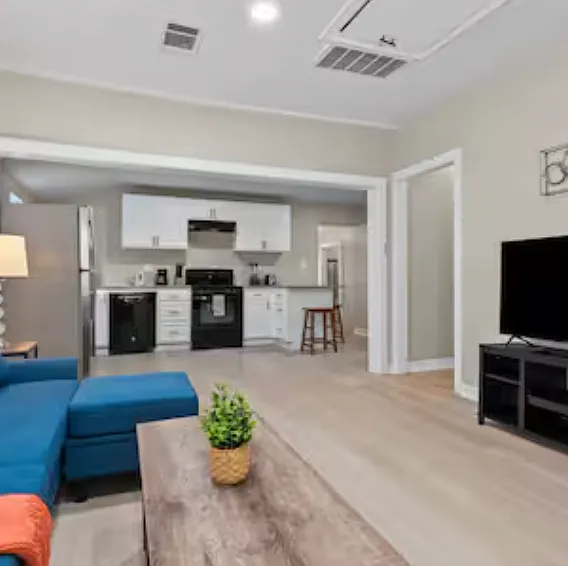 Open Concept Kicthen & Living Space