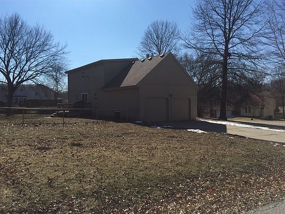 3rd image of 11415 N Virginia Ave