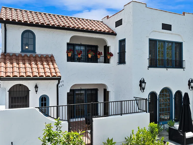 458 N Sierra Bonita Ave #460 — Photo 9