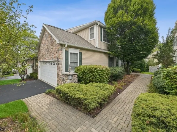 14 Pebble Beach Dr, Livingston Twp., NJ 07039