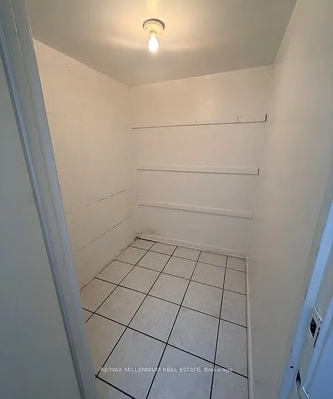 180 Cottingham St #BASEMENT — Photo 8