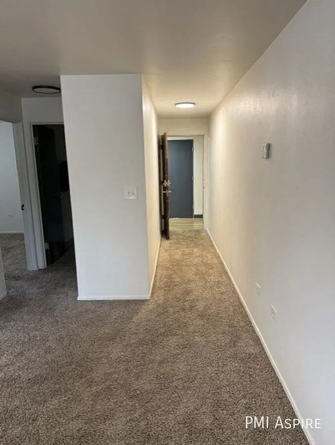 1-bed, 1-bath Refreshed Apartment in Popular Sloan's Lake Neighborhood — Photo 2