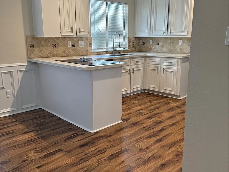 2716 Pine Cone Ln — Photo 4