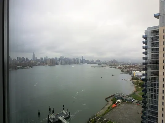 Rented by MNS | media 27