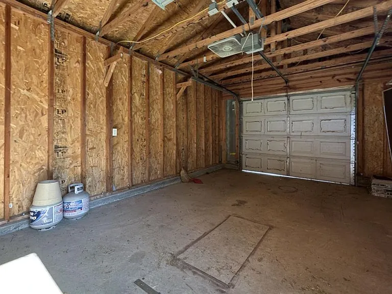 131 Red Leaf Blvd — Photo 10