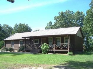 2279 Douglas Rd, Tuscumbia, AL 35674