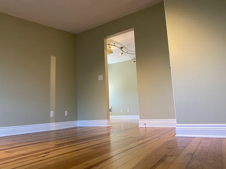 511 N Pine St #3 — Photo 2