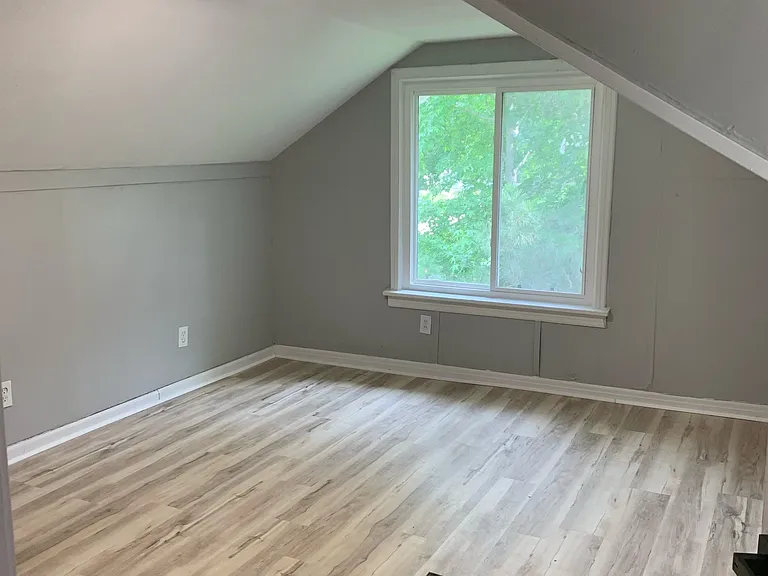 45 Beacon Ave — Photo 20