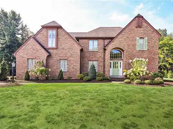 1118 Sandstone Rd, Greensburg, PA 15601