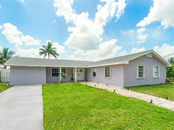 1885 E Terrace Dr, Lake Worth, FL 33460