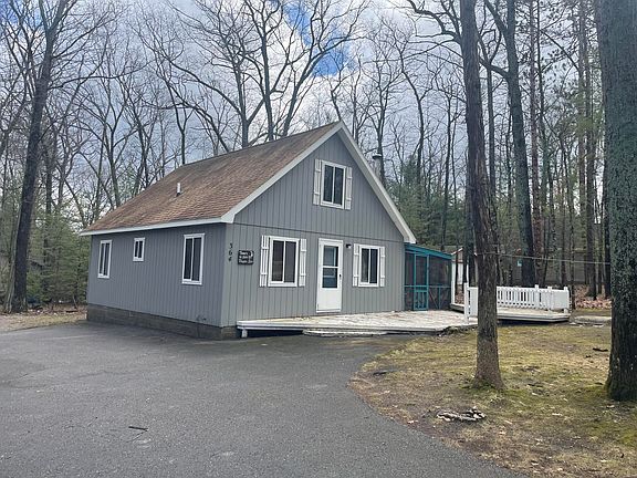 5th image of 364 Green St