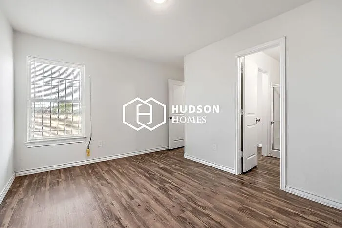 804 David Ave — Photo 7