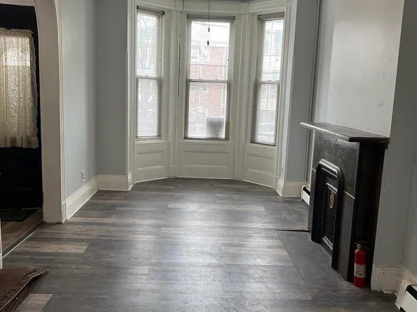 19 Glenwood Avenue image 6 of 17