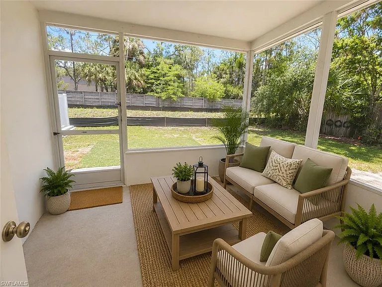 3183 Poinciana Dr — Photo 12