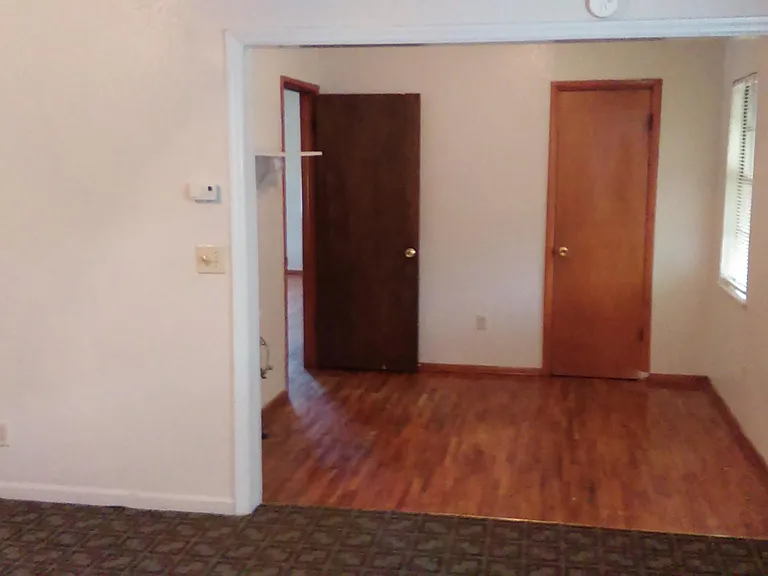 3910 Stanard St — Photo 17