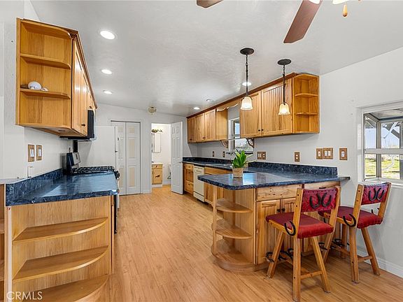 3rd image of 21103 Wigwam Rd