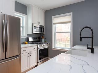 292-294 D St #2, South Boston, MA 02127