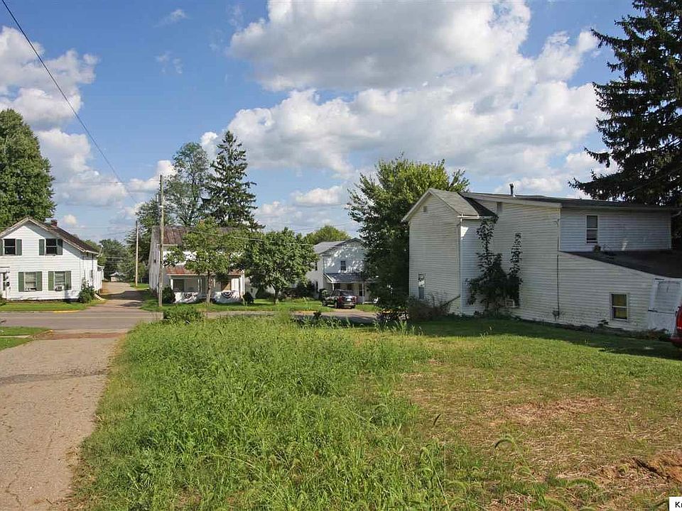 2nd image of 75 S Main St