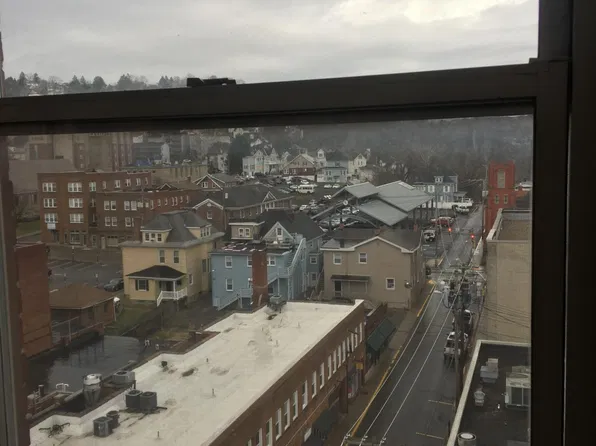 387 High St, Morgantown, WV