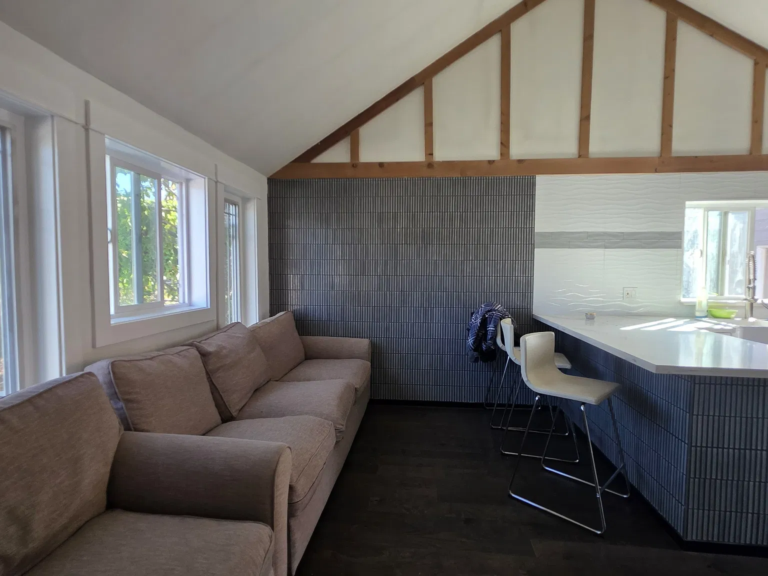 2 bed, 674 sqft, $1,700 — Photo 3