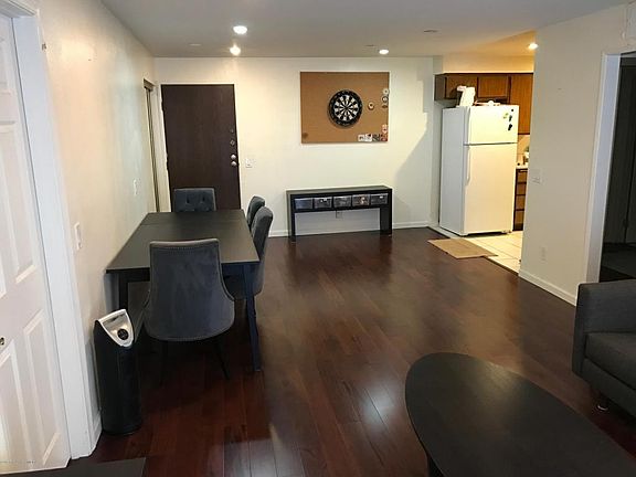 3rd image of 500 Jackson Pl Unit 206
