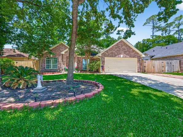 3319 Hemingway Dr, Montgomery, TX 77356
