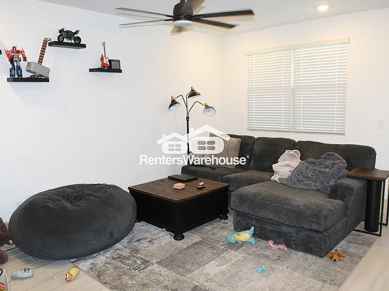 16009 W Cottontail Ln — Photo 7