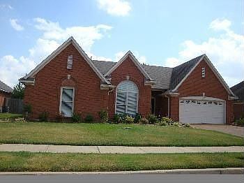 1st image of 2758 Fletcher Park Cir E