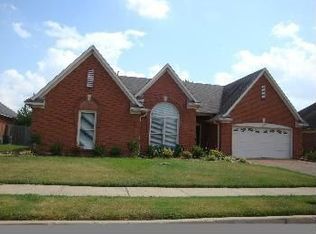 2758 Fletcher Park Cir E, Cordova, TN 38016