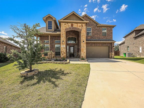 4th image of 805 Lake Cypress Ln