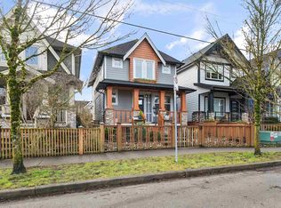 17394 2nd Ave, Surrey, BC