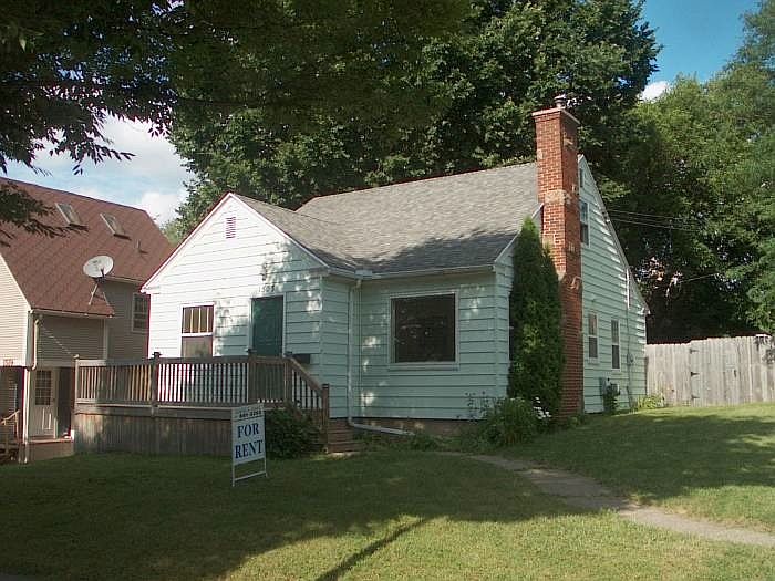 1st image of 1523 Park Ave
