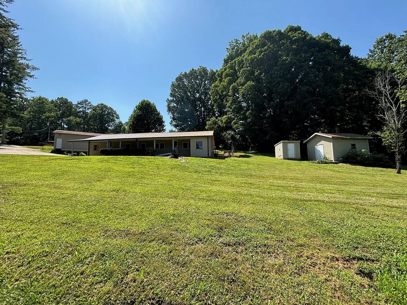 3 bed, 1701 sqft, $1,750 — Photo 4