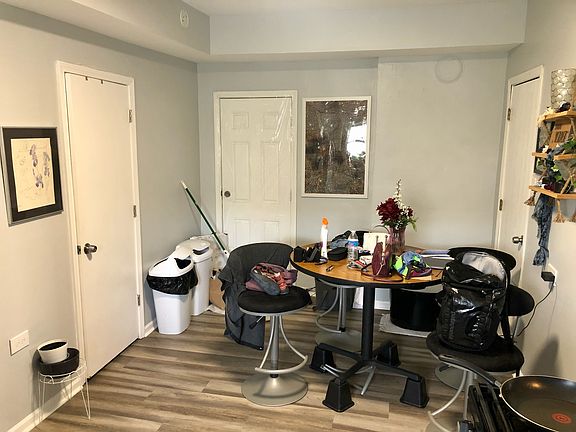 4th image of 1830 W 17th St APT 2F
