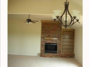 8216 Rambling Rd, Oklahoma City, OK 73132