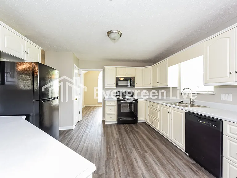 312 Red Barn Ct — Photo 6