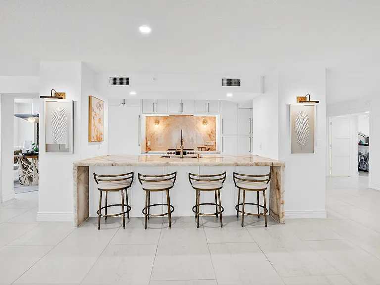 7233 Promenade Dr #101 — Photo 9