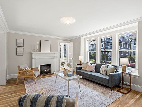 5th image of 31-33 Pondview Rd #31