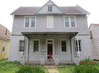 918 Monroe St, Quincy, IL 62301