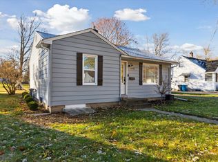 2706 Glendale Blvd, Kalamazoo, MI 49004