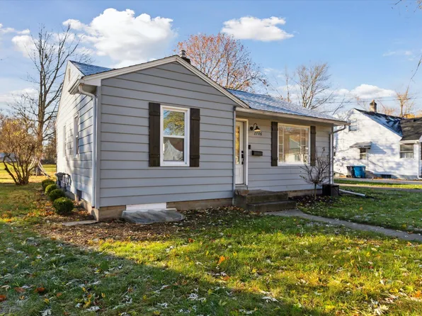 2706 Glendale Blvd, Kalamazoo, MI 49004