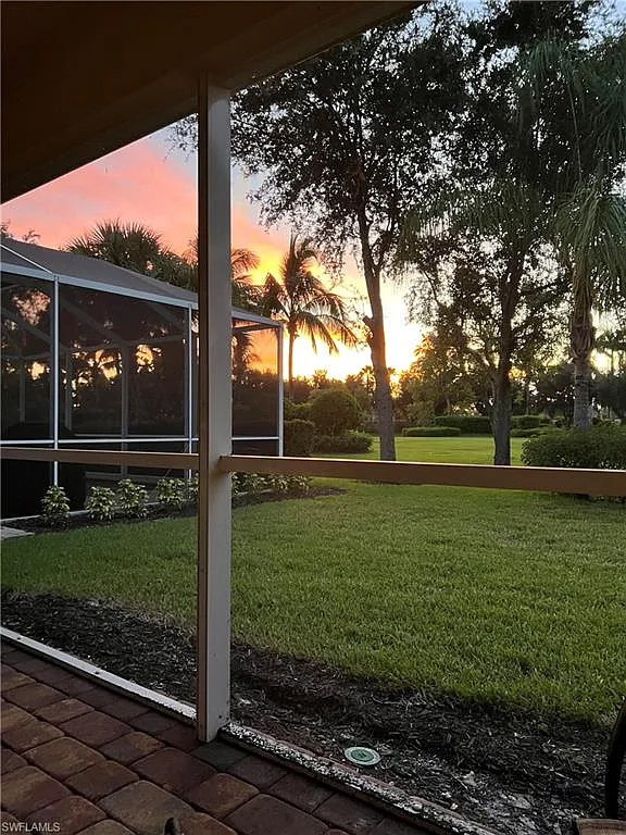 Village Walk Of Bonita Springs — Photo 1