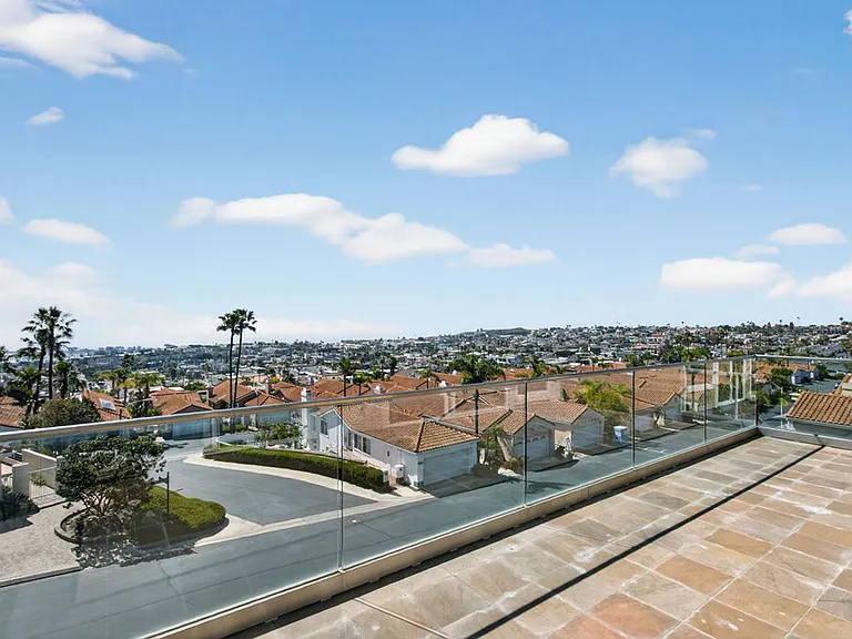 24902 Sea Crest Dr — Photo 8