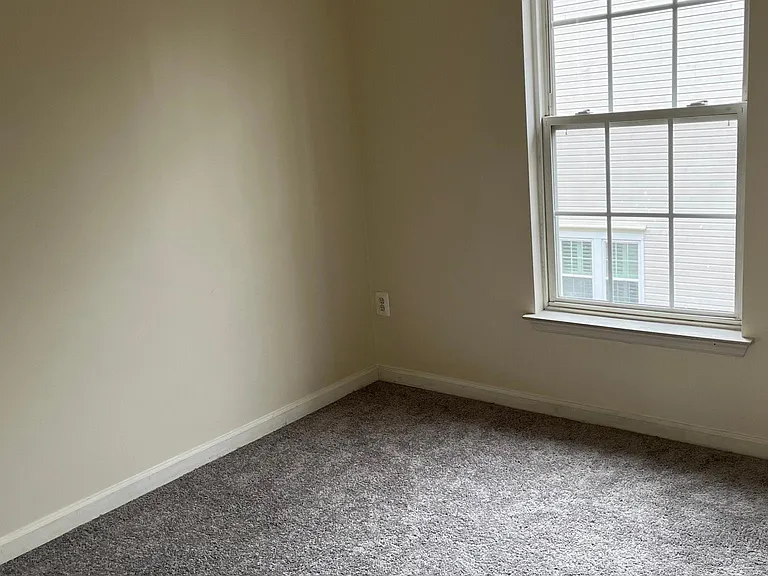 8900 Papillon Dr — Photo 21