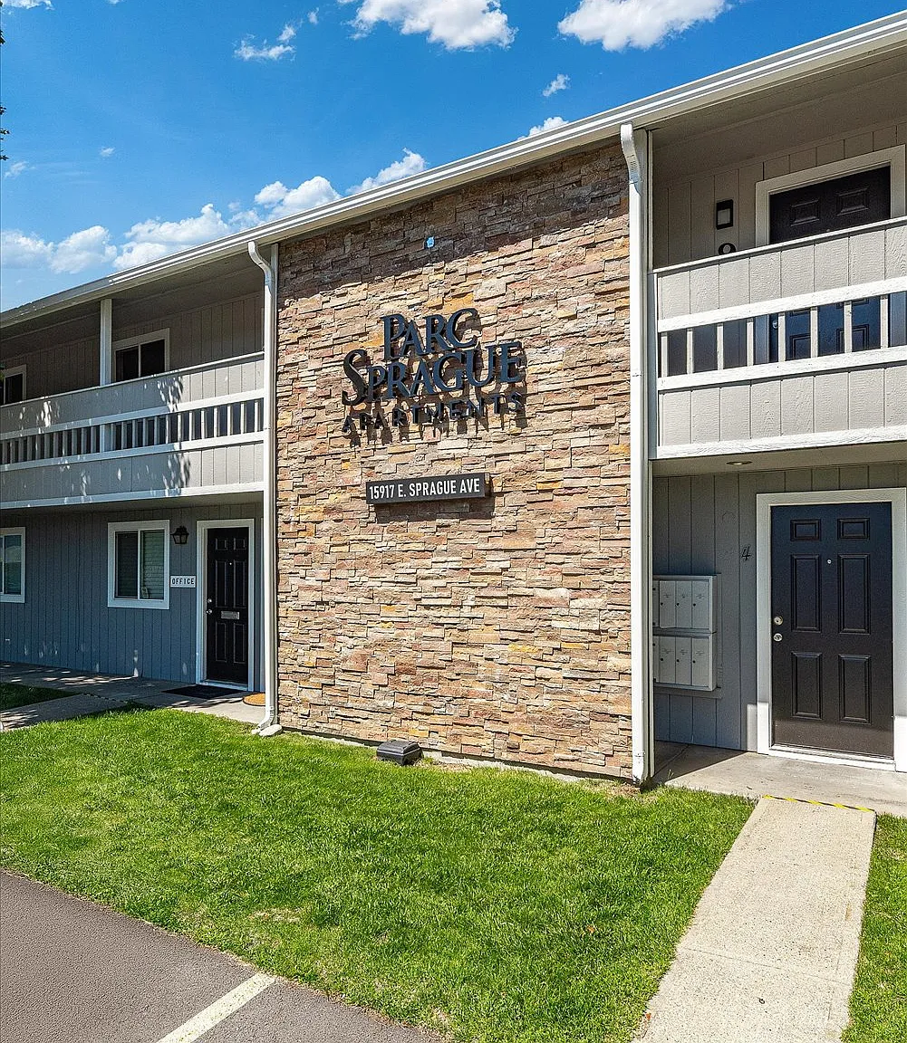 Parc Sprague Apartments — Photo 1