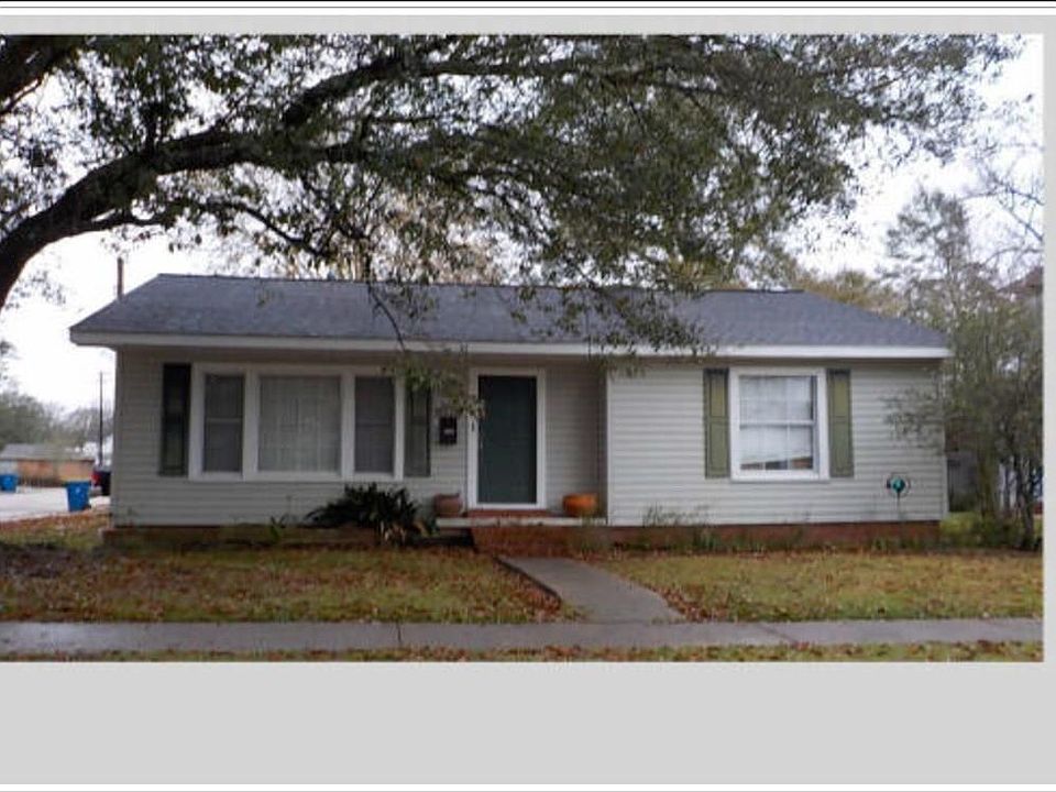 1st image of 310 W Nezpique St