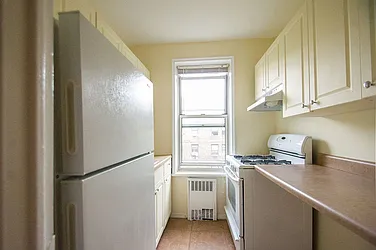 Rented by Rhona Realty