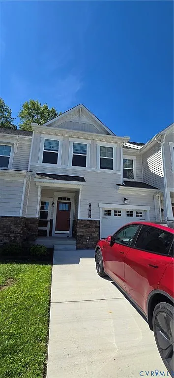 3 bed, 2.5 bath, 1667 sqft, $2,550 — Photo 2