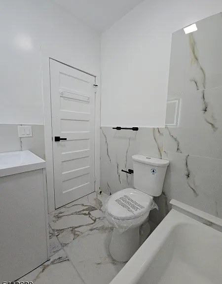 23 Columbia Ave — Photo 3